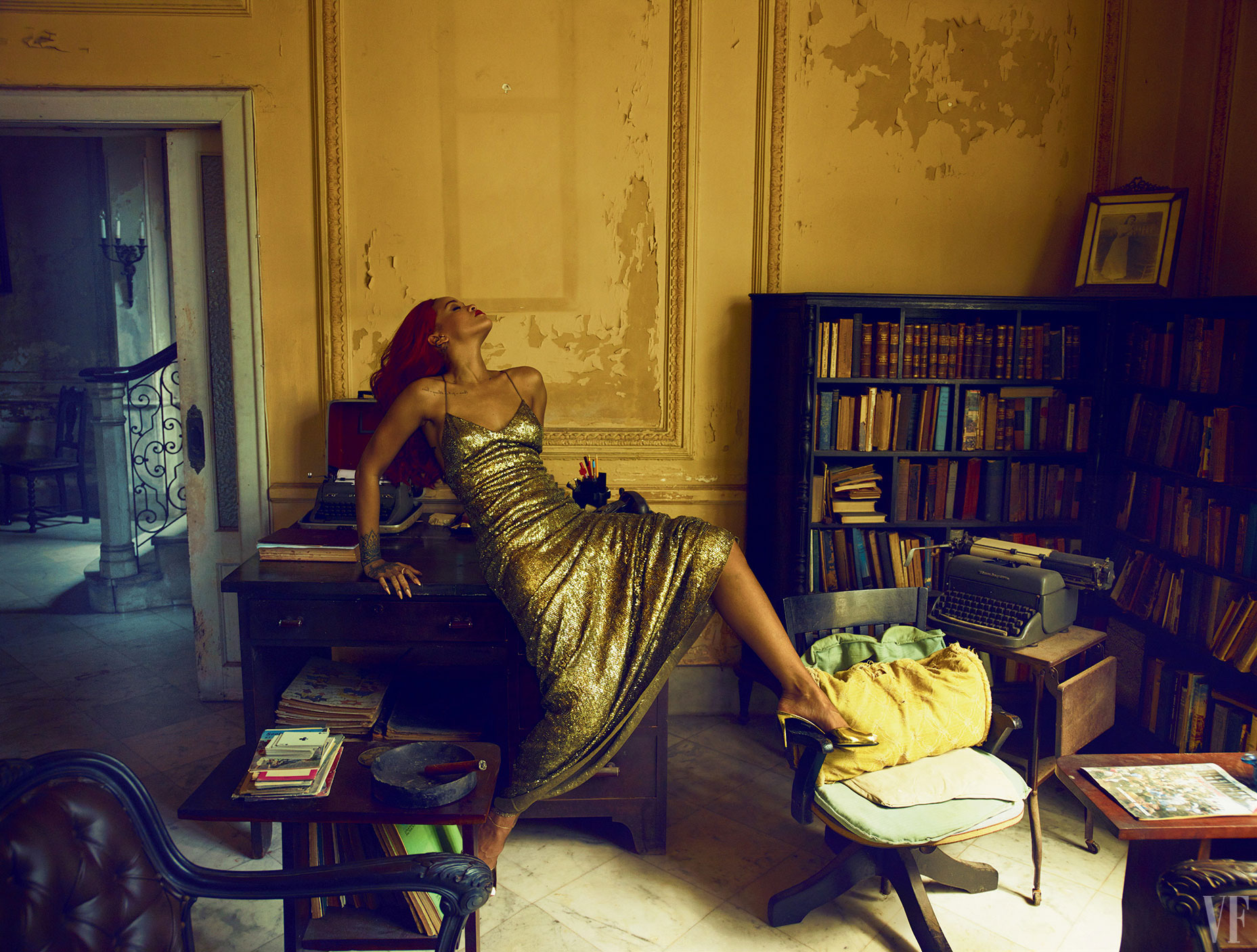 Vanity_Fair_Rihanna_Cuba_gold